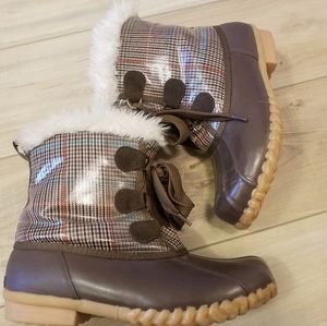 Sporto brown winter duck boot, size 9